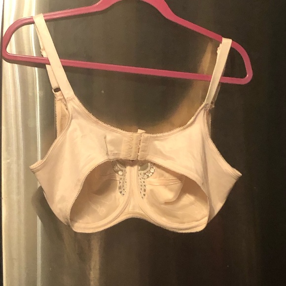 Vintage Lilyette Minimizer Bra 40D - 424 $25 or $20 w/offer - Picture 3 of 3